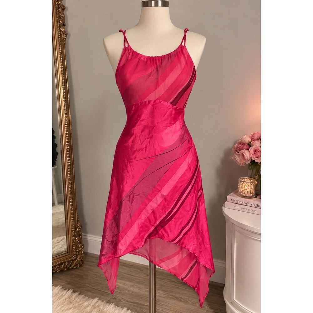 2000 Vintage Y2K Victoria's Secret Romantic 100% Silk Asymmetrical RARE S Slip